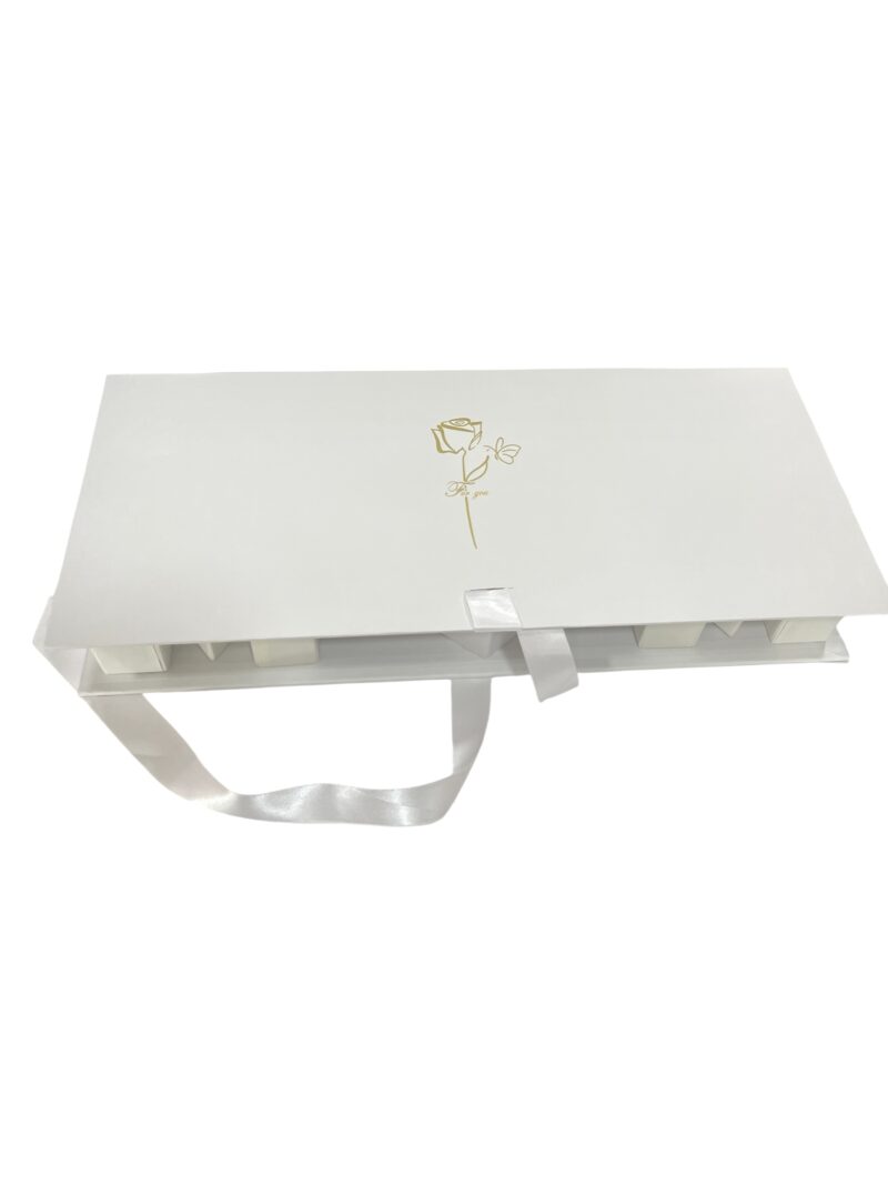 Caja MOM Blanca D77-B